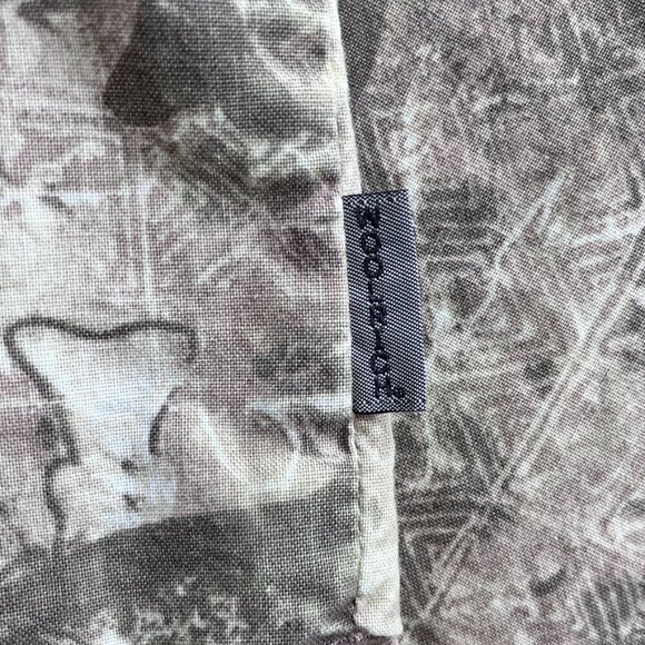 Woolrich Fish Print Camp Shirt Size L Tan Button Up Short Sleeve Outdoor Trout - Picture 4 of 6